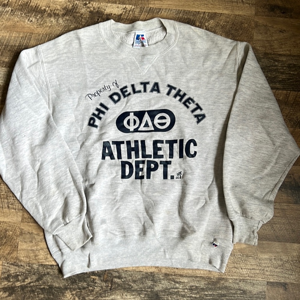 Vintage Russell pullover